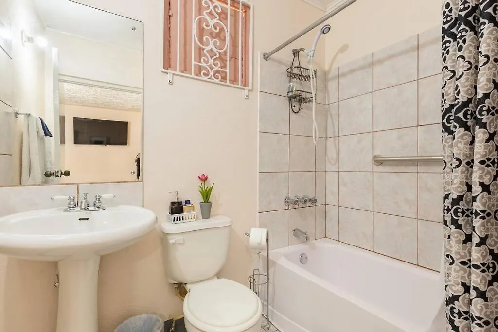 Apartamento Shaw Park Gem Apt 12E Ocho Rios
