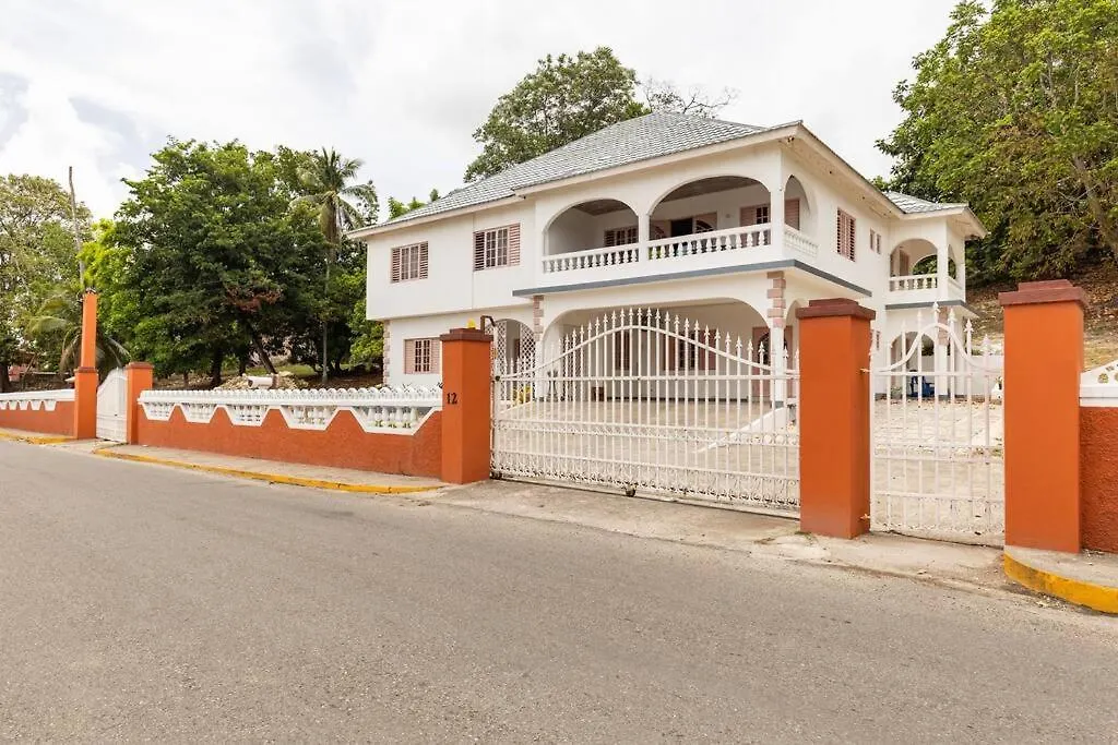 Shaw Park Gem Apt 12E Ocho Rios 0*,  Jamaica